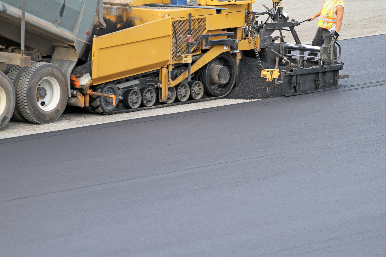 Reap The Benefits of a Summertime Paving Project