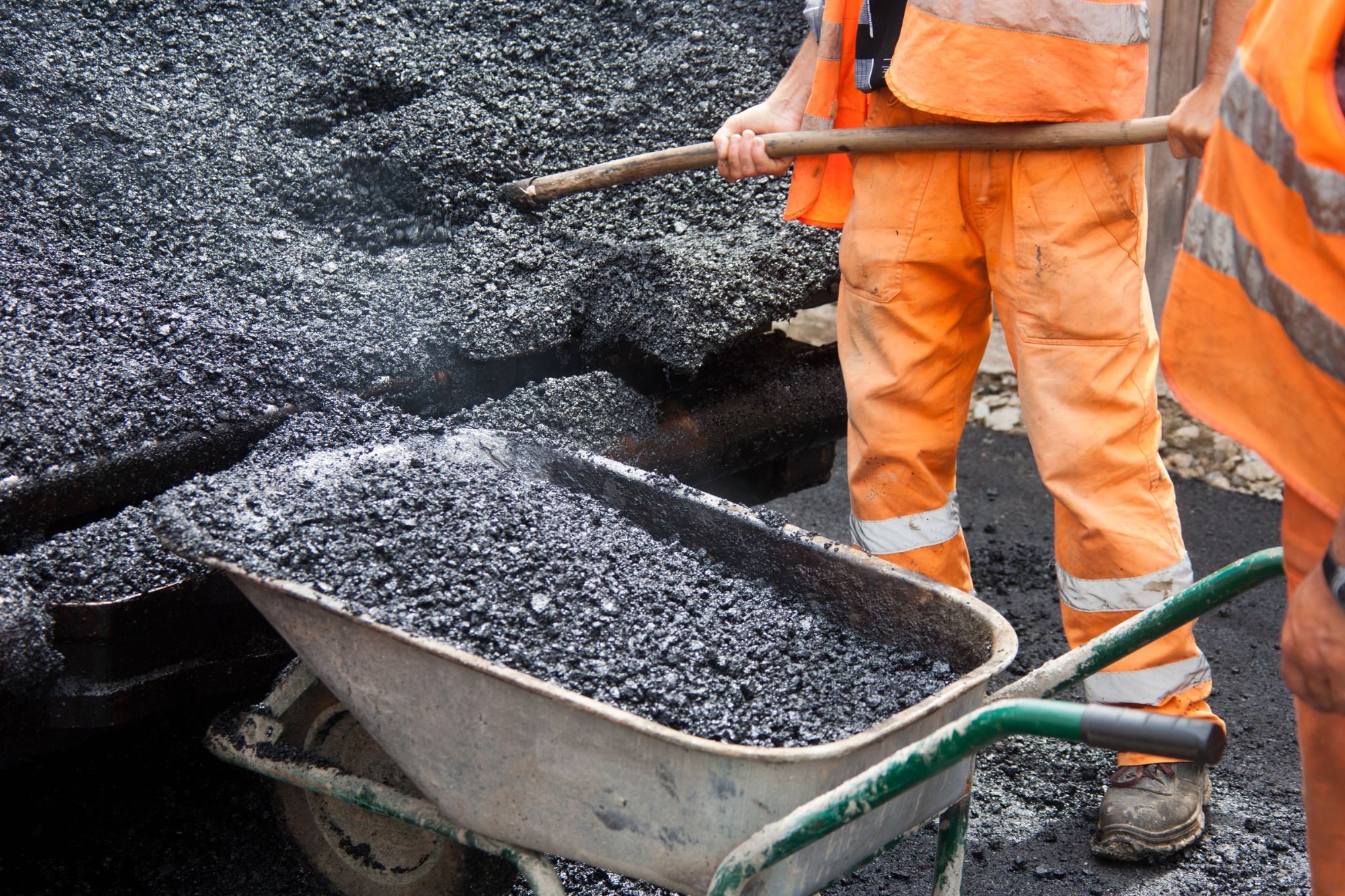 Asphalt Grindings: Their Use and Applications
